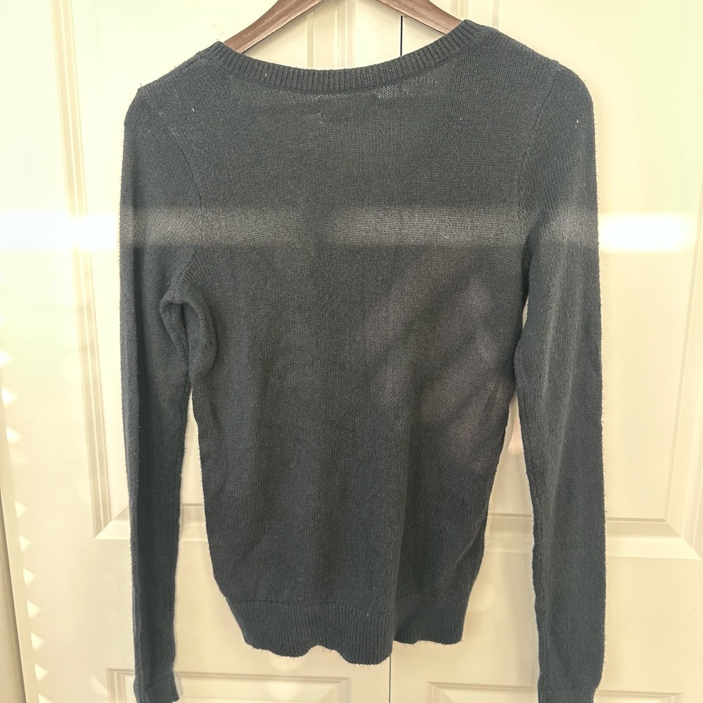 NWOT Hollister Women's Navy V-Neck Sweater - Picture 5 of 7